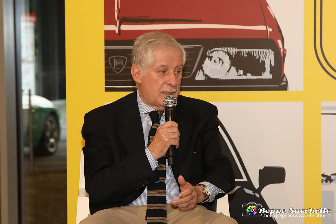 VBS_1671 - Tributo Aldo Brovarone - Nove Lancia Gamma Coupè Collezione Levy.jpg